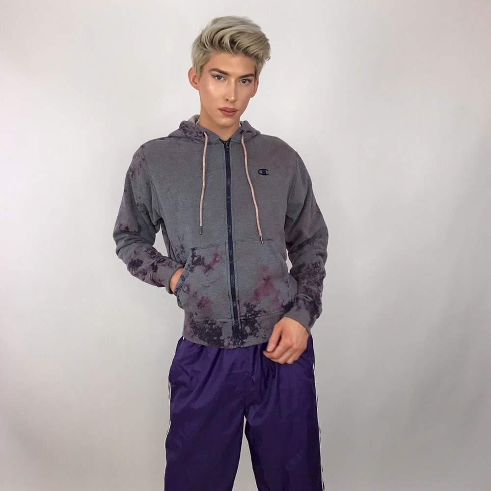 Ash purple custom bleached Champion jacket - Picture 2 of 4